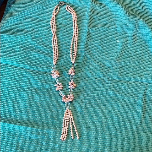 Elegant Pink Beaded Necklace - Picture 1 of 6